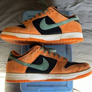 Nike Dunk Low ‘Ceramic’ size 10